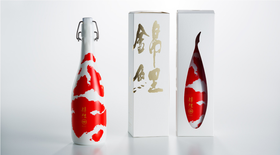 “錦鯉”柄ボトルの日本酒『錦鯉 KOI』世界最大級のデザイン賞「Design for Asia Awards」を受賞